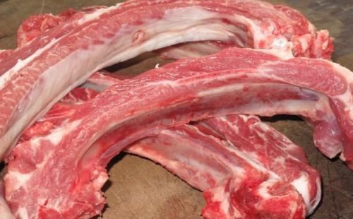 排骨|买排骨时,碰到这4种扭头就走,白给都别要,肉贩自己从不吃