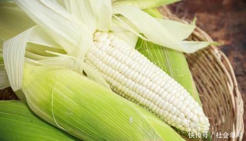 果汁|痛风的“死对头”被揪出！喝水时加点这4样，降低尿酸，预防痛风