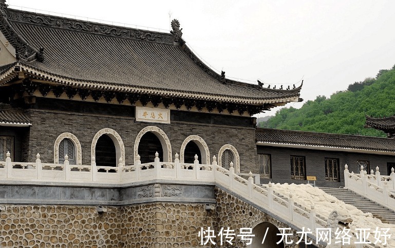 寺院|大悲寺的行脚僧人, 日晒雨淋传法, 绝不拿人钱物