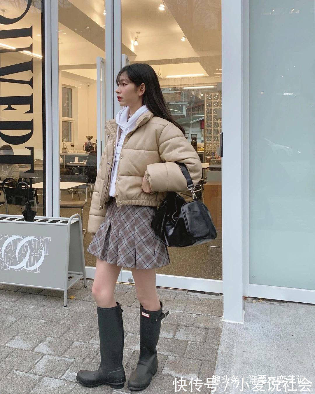 显壮 女性不管什么身材,穿羽绒服记住“4不要”,显胖显矮,很没气质