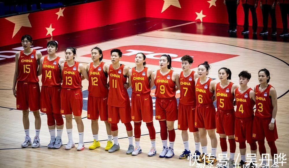 三分球|中国女篮险断电,第四节5分钟仅得2分,央视不播!主帅累垮李月汝