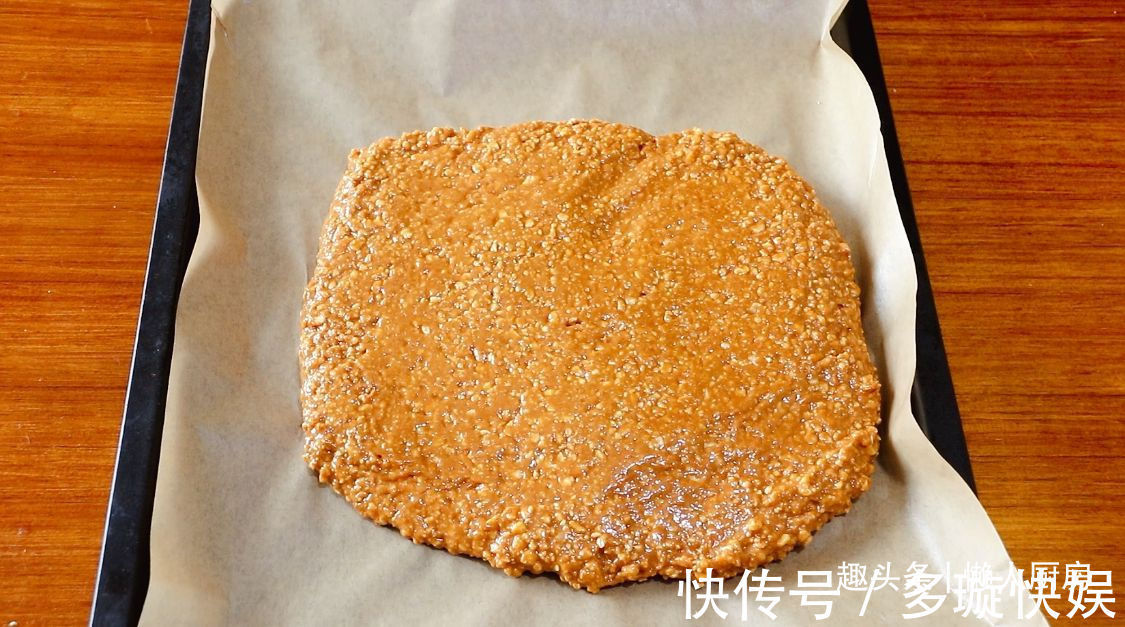 懒哥|花生米不加一滴水,撒点白糖熬一下,比油炸得更好吃,香甜酥脆