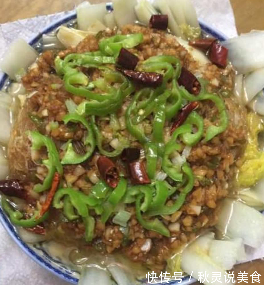 婆婆来我家,我亲自下厨做四道菜招待,饭菜上桌后她却骂我败家!