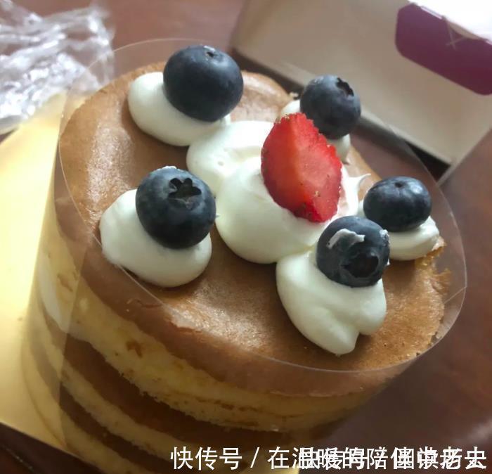 肉松蛋糕|买面包时，此6种聪明人都会避开，面包店老板：不懂的人才买来吃