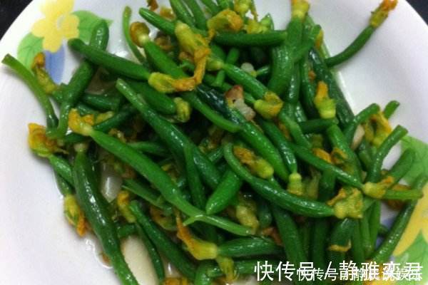 黄瓜花|天然的“燃脂菜”找到了,好吃不油腻,燃烧脂肪,肚子越吃越瘦