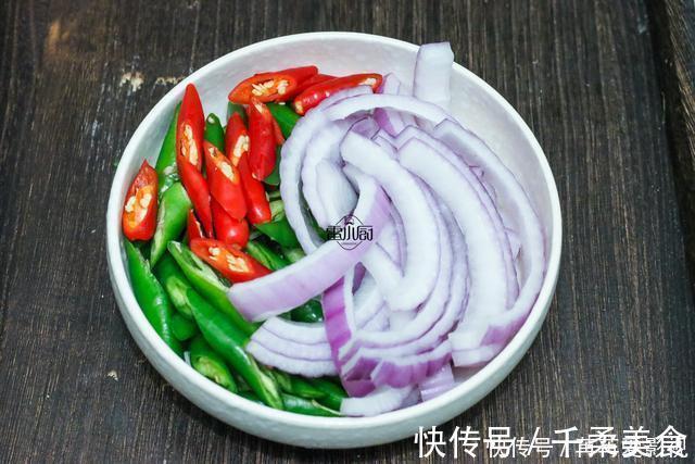 洋葱|猪身上最好吃的部位当属它了,一上桌就被抢着吃,味道100个赞!