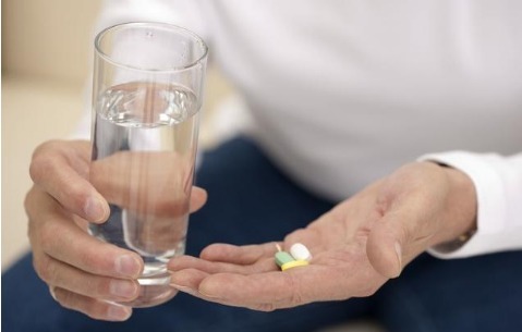 动脉血管|3个人就有1个颈动脉斑块！如何预防和治疗医生说的清清楚楚