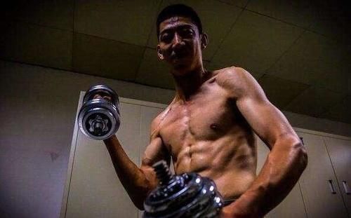 健美|当兵的人是怎么练肌肉的肌肉练出来又好看又实用