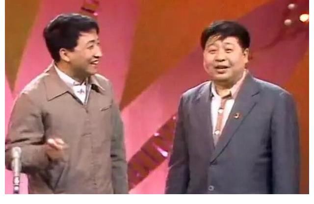 严顺开|83首届春晚，郑绪岚唱《牧羊曲》半空演醉拳，严顺开的哑剧被遗忘