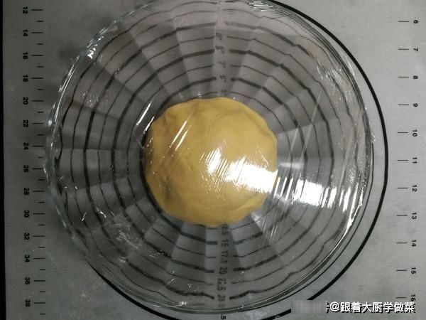 主食|从开始减肥,晚餐就拿它当主食,热量低还好吃,一搅一蒸就出锅