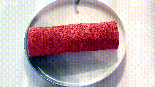 #健康甜蜜烘焙料理#?红丝绒蛋糕卷?