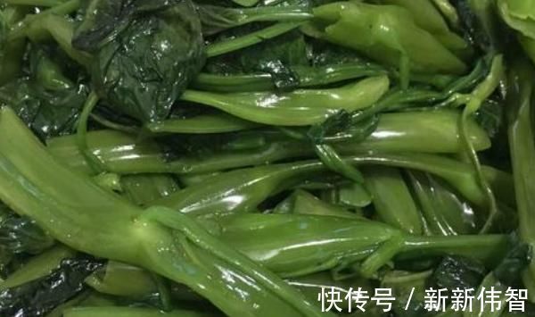 烙饼|奉劝一句这4种菜吃不完,宁愿倒掉也别隔夜,现在知道还不晚