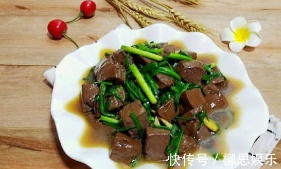 韭菜性温|此菜是一宝,多给家人吃,给血管洗洗澡更健康,还家人一身轻