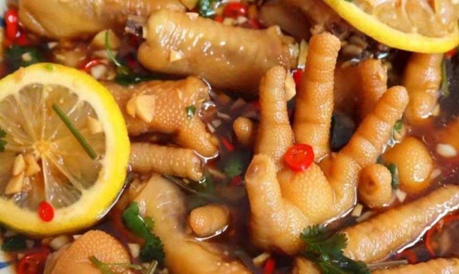 大雪过后吃此道菜,做法特简单,酸辣入味,解馋开胃,越吃越过瘾