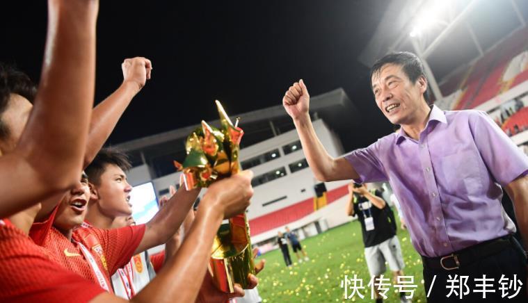 陈戌源|国足躺平,被越南队“踏尸踱步”!中超摆烂是元凶,陈戌源要负责