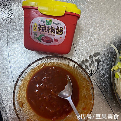 #暖冬酱在手，嗨吃部队锅#自制韩式拌饭