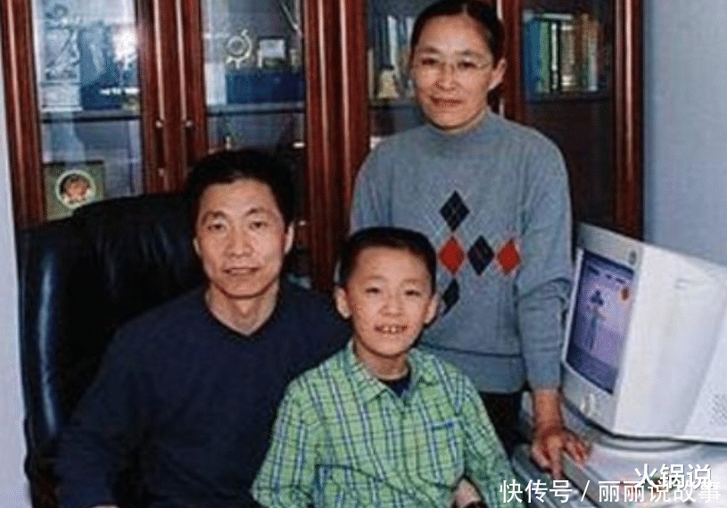 地球 女儿离世,妻子离职杨利伟濒死26秒返回地球,背后故事让人心疼