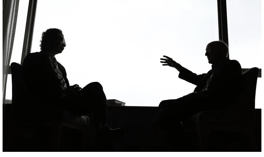 偏見|《十三邀》第五季，豆瓣9.1，最值得看的“偏見”訪談