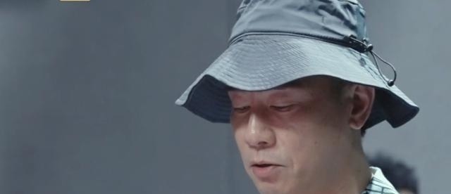 男流明星成普信男,陈小春参加节目变大爷,言承旭张云龙深情对视