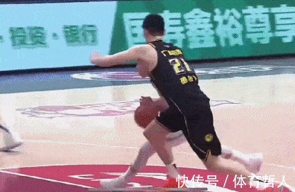 骨折|CBA官宣!广厦队悍将造成了廖三宁面部骨折,罚款10万+停赛3场