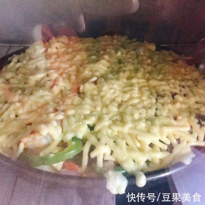  秒杀餐厅大厨，正宗海陆双鲜pizza自己在家做