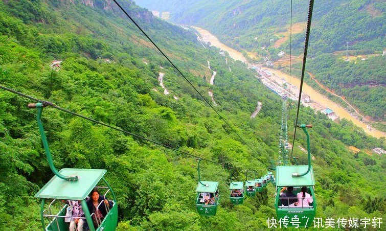 四川绵阳一4A景区，坐落在“云朵上的民族”