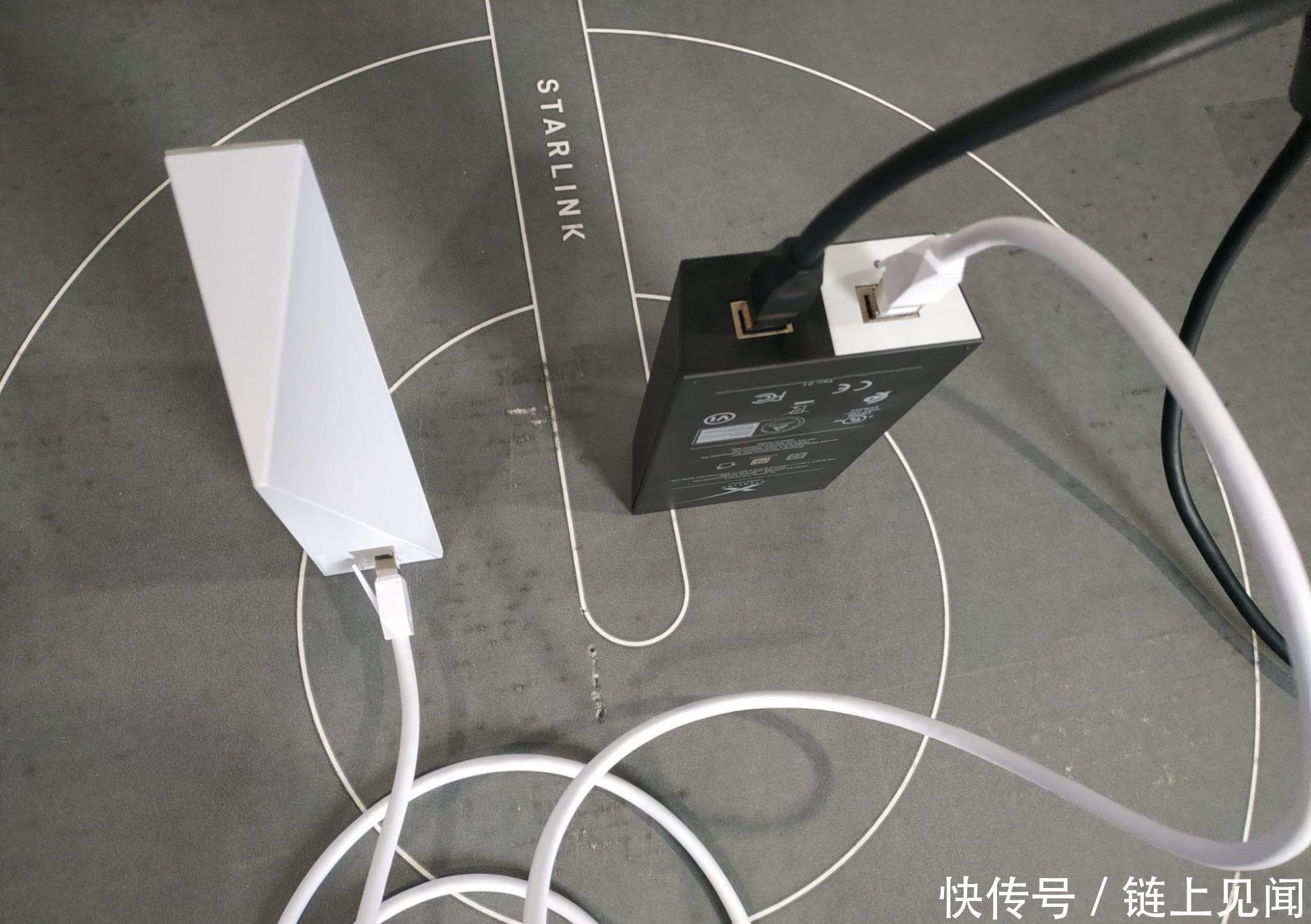 设备 SpaceX工程师:“每周一次”将系统升级引入Starlink网络及设备