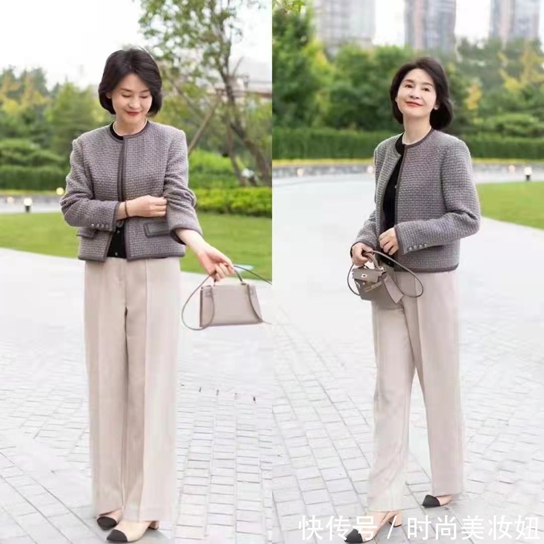 深蓝色 女人不管年龄多大,穿出高级才重要,注重搭配细节,咋穿咋美