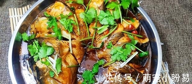 啤酒烧鱼|啤酒炖草鱼，妈妈教的家常做法，真是一道很不错的下酒下饭菜
