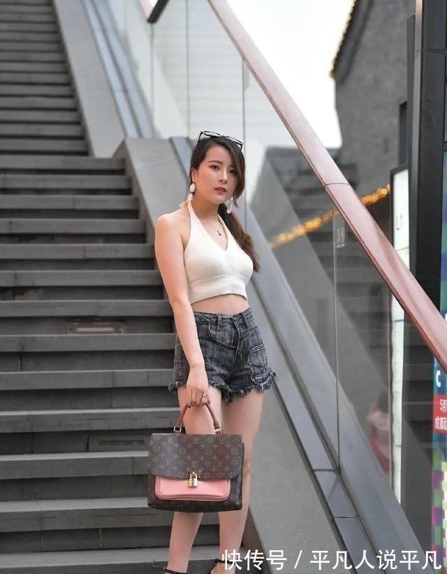 时尚 搭配得体的打底裤,穿着更时尚一点,风靡街头!