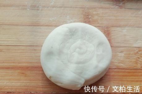 烙饼时,需要放酵母吗?早餐店老板告诉我配方,跟买的一个味儿