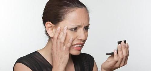 湿气重,身体会出现这些异常,少做4事,才可减少湿气入侵