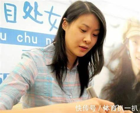 赛场|中国女排赵蕊蕊:28岁退役,曾被董卿催婚,如今41岁仍独守空闺