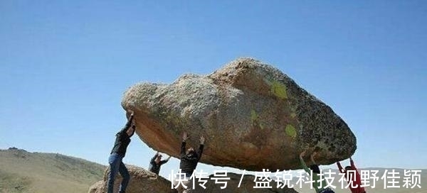 |GIF搞笑趣图: 小胖子, 这味道还算正宗吗