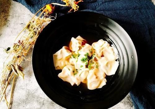 来碗猪肉馄饨:保证一天都回香无穷,做法并不复杂