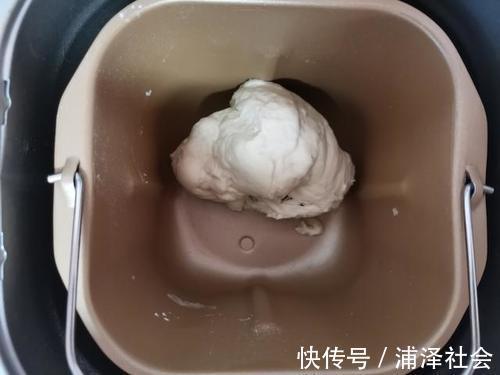 披萨|超详细自制披萨，教你在家做，便宜简单又好吃，我家一周做3次