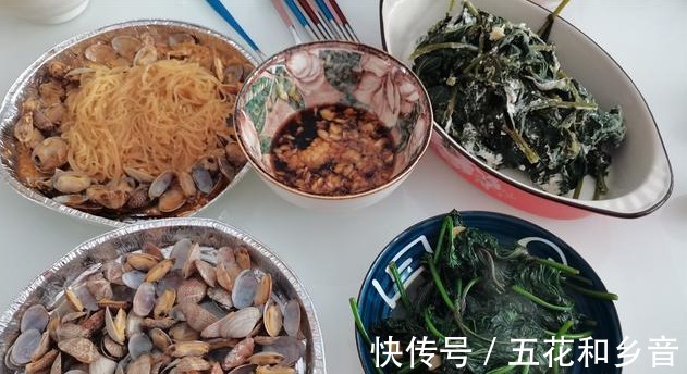 为人父母|青岛一家三口的晚餐,在朋友圈火了,不剩菜不浪费,网友太寒酸!