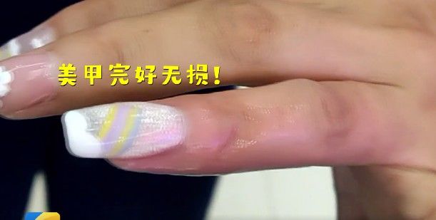 救援|临沂女子手指被卡,救援时嘱咐消防员:别剪我美甲,刚做的,怪贵!