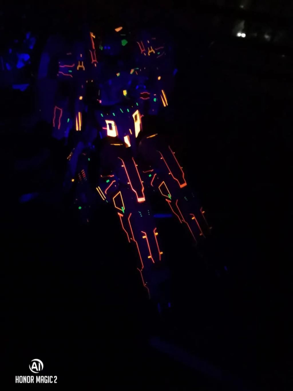 一言难尽|HS的一言难尽，荧光渗线加分