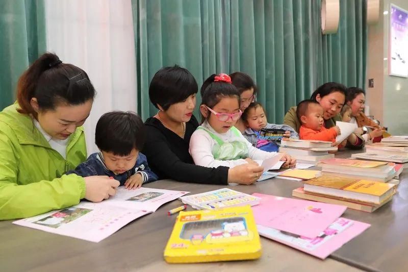 周杰伦|清华大学学霸小哥火了，明星脸引无数网友惊呼：高配版周杰伦