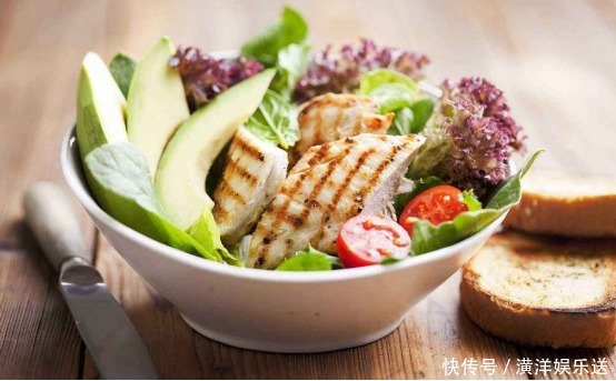 飲食習(xí)慣|長(zhǎng)壽與睡覺走路都無關(guān),保持3個(gè)習(xí)慣,百歲不是夢(mèng)