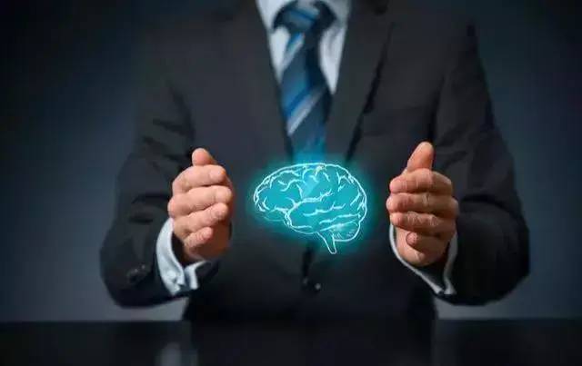 血压|血压高的人,不想脑溢血,少碰4种食物,谨记补三物,做三控