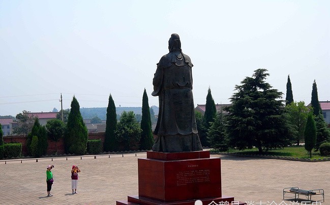 故事|司马光砸缸的故事大家耳熟能详,有谁知道,司马光救的人是谁?