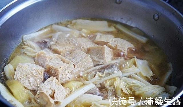 蘑菇粉|80岁奶奶坚持三十年,顿顿都要吃点它,眼睛不花,腿脚也灵活!