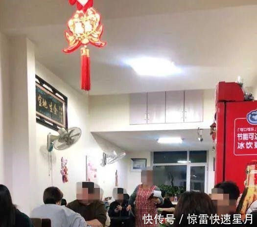 这家店又远又小却贼有名!为了吃他家我坐了30站公交!