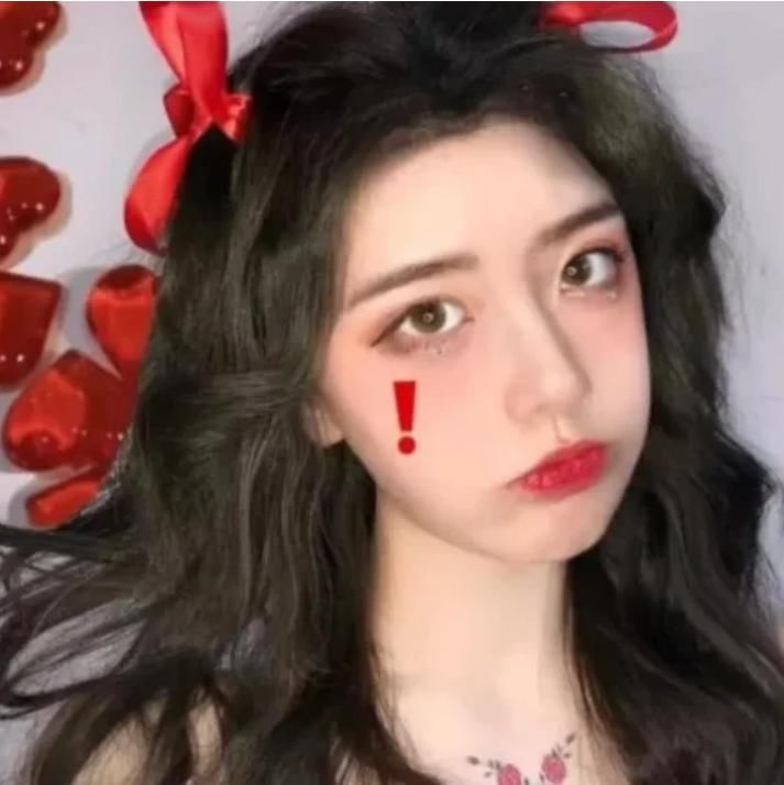 女生脸蛋尺寸“越来越大”,八成逃不过这3种恶习,学生党尽早改正