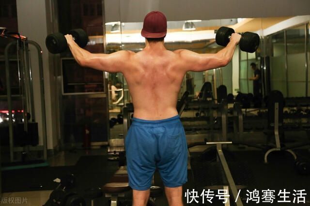 肌肉线条|健身小白如何增肌,练出肌肉线条?这4个健身常识,越早知道越好