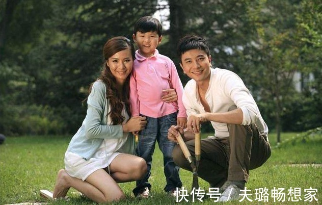 二胎|90后夫妻生9子遭曝光后,对于二胎政策,你是怎么想