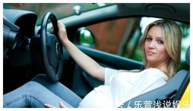 孕妈|孕8个月坐公交出行,准妈妈起身“异味”扑鼻,一旁乘客不敢呼吸