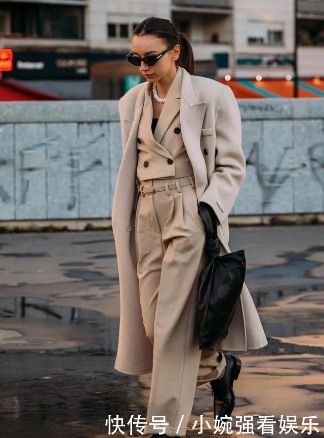 流行|别再穿“打底裤”了,现在流行这么穿!保暖又显瘦!